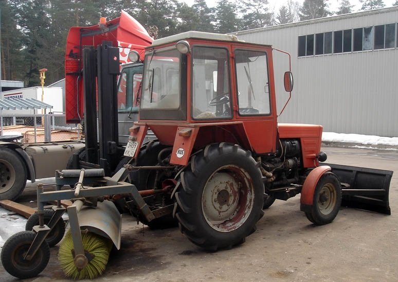 traktor-t-30-primenenie