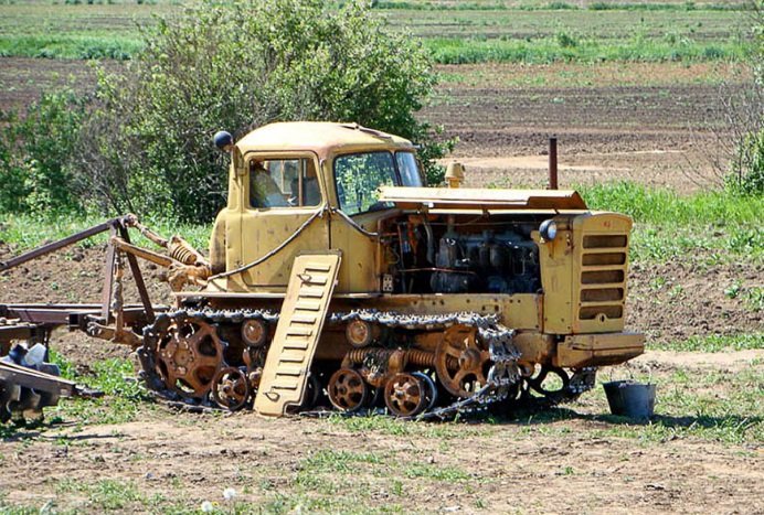 t4-traktor-3