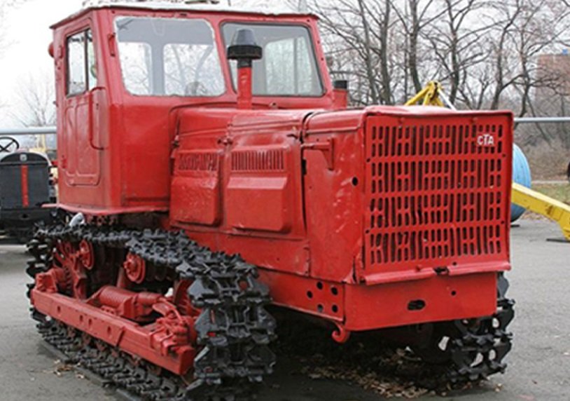 t4-traktor-4